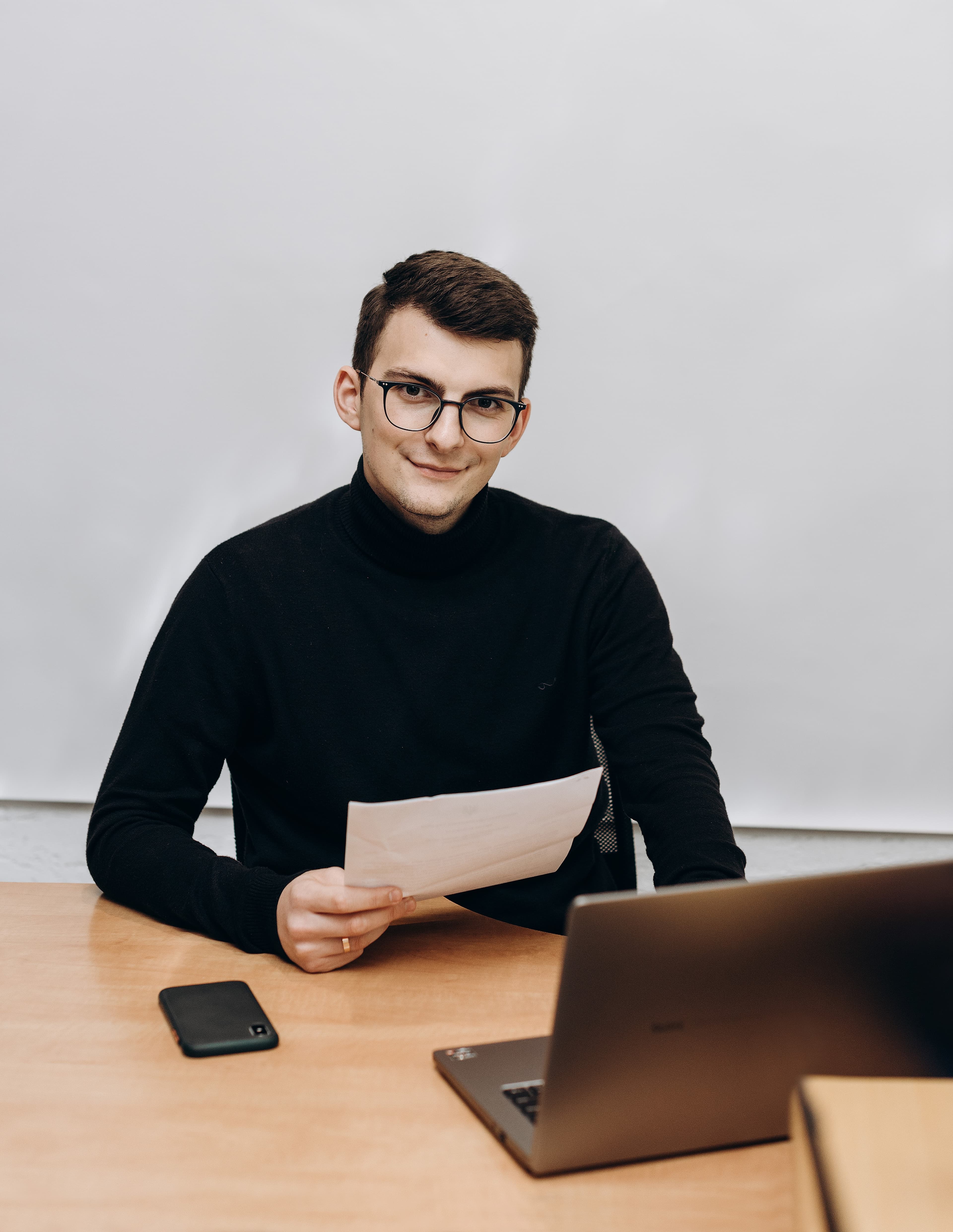 Дмитро Завгородній, юрист